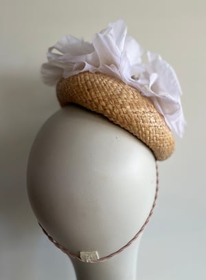 Image of Natural straw percher