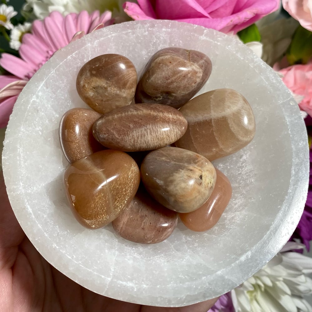 Image of Peach Moonstone Tumble