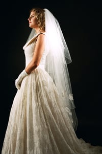 Image 16 of 1950s Bombshell Beauty