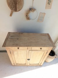 Image 4 of LE BUFFET PARISIEN EN BOIS BRUT