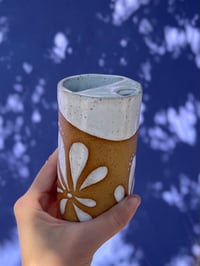 Image 4 of 'VERA BLANCA' Ceramic Travel Tumbler