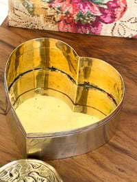 Image 5 of Boîte cœur en laiton