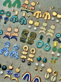 Image 4 of ARCHES EARRINGS - COBALT CRYSTAL