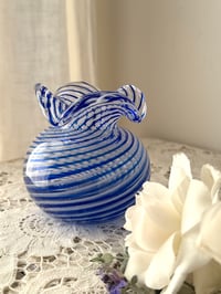 Image 4 of Vase en verre soufflé