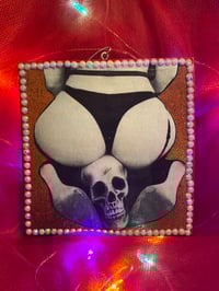 Image 4 of Spooky Booty Pornament