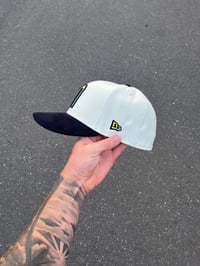 Image 3 of CORDUROY BRIM MULTITONE  ESTADOS UNIDOS MEXICANOS  CUSTOM FITTED CAP