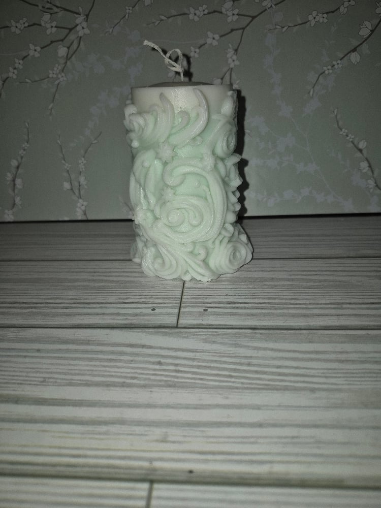 Image of Starburst of Nessy Candle.