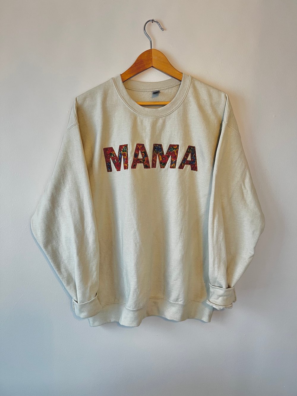 Image of Neutral floral MAMA crewneck 