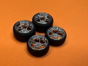 1/64 KMC Wingnut 18-19” set