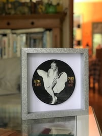 Image 6 of Elton John : Candle In The Wind, Framed 7" Picture Disc featuring Marilyn Monroe