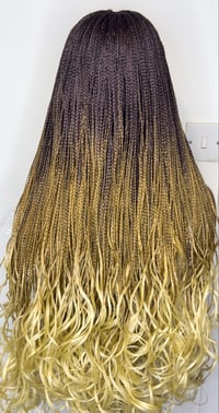 Image 2 of TEMMY WAVY BRAIDS