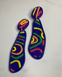 Image 2 of Lia (Multi Colored)