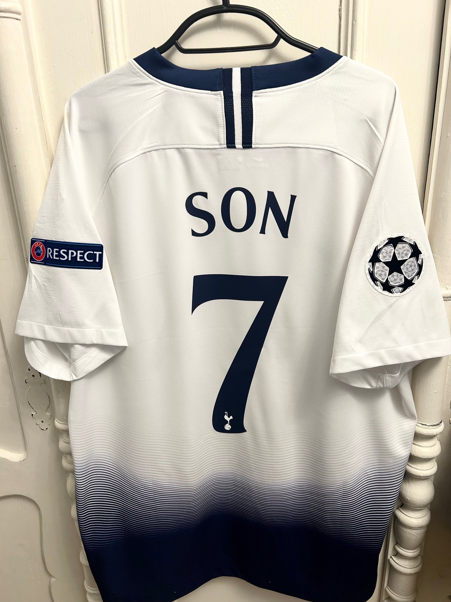 Image of Tottenham Hotspur “SON 7” 2018/19 UCL Final Home Shirt + patches (XL)
