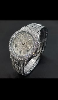 Luxury Full Diamond Silver Quartz Wristwatch for men 