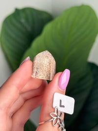 Image 12 of MINI INCLUSION QUARTZ TOWERS -BRAZIL-