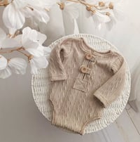 Image 1 of Boys bodysuit Asher 3-6 months - beige | photo props