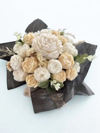 Image 4 of  wax melt bouquets