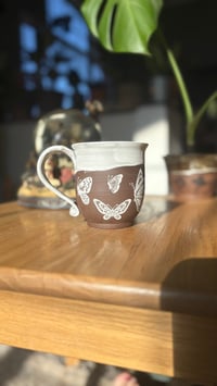 Image 3 of Butterfly mug 10