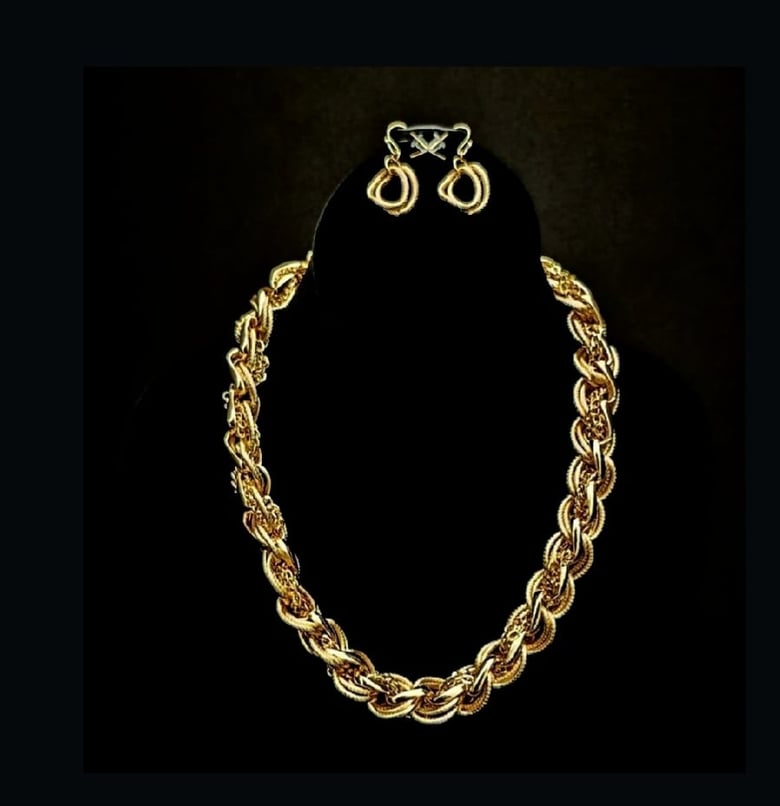 Image of Gold Triple Link Necklace Set 