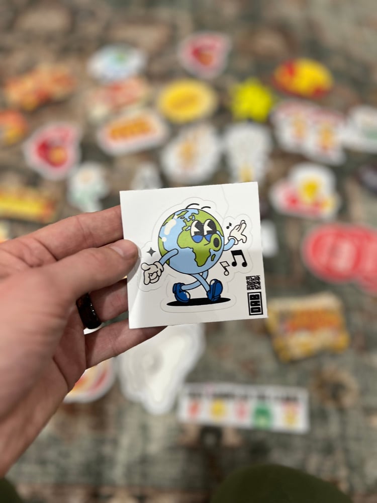 Image of Retro Whistling Earth 3 Inch