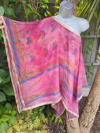 Image 4 of Poncho Woodstock Top -free size pink mix