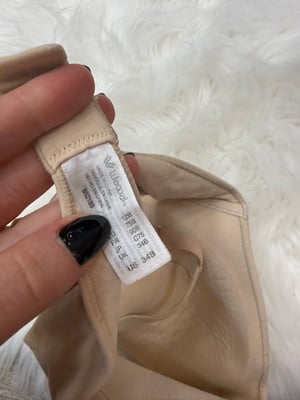 Image of Wacoal Beige Bra - 34B 