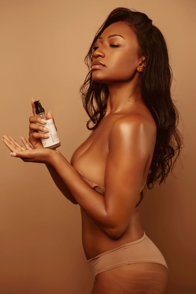 ROSE WATER + HYDRATING MIST 