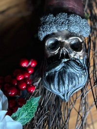 Image 3 of Santa Skull (Rose)