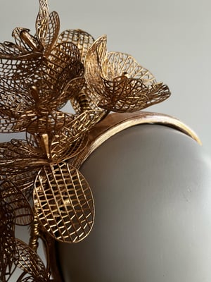 Image of Gold orchid headpiece #2