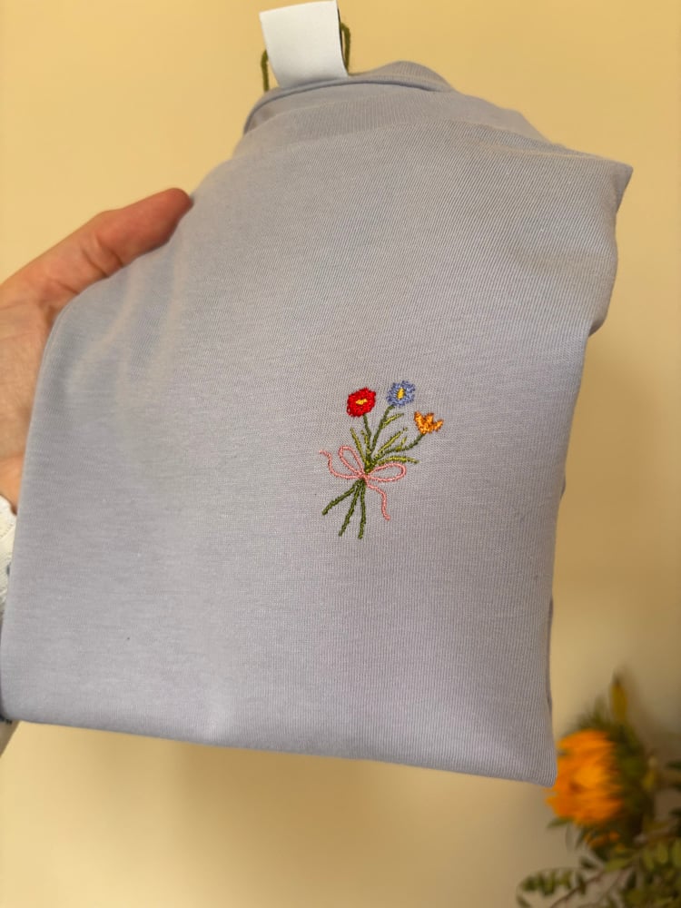 Image of 5-6 lavender tee