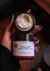 Image 6 of Velour Fig & Praline Tallow Creme