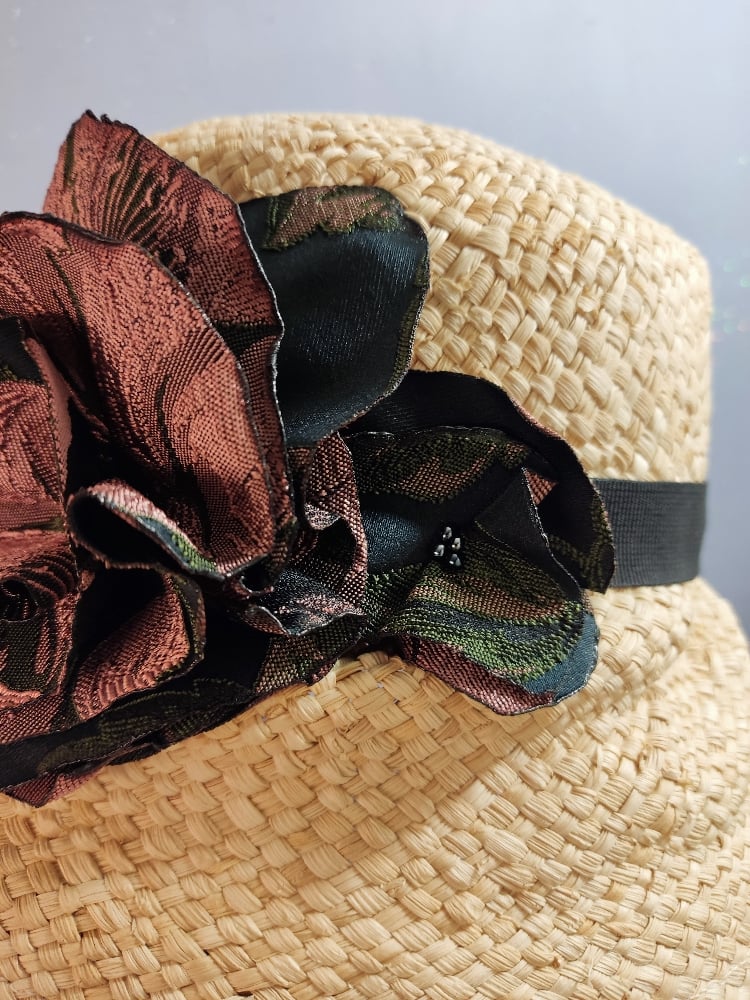 Image of Cappello paglia con fiori 