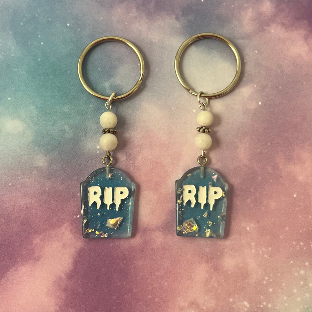Image of RIP Tombstone Keychain
