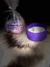 Image 7 of Beautiful Purple Soy Bowl Candle  ( White Chocolate & Rasberry)