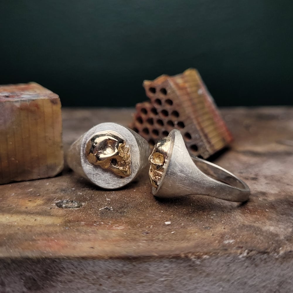 Image of Bimetal Petite Cameo Signet Ring