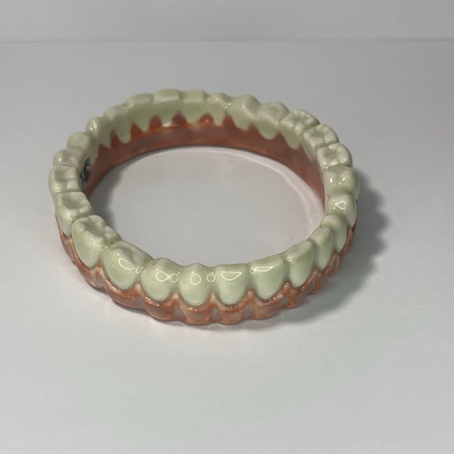 Teeth Bracelet F - 7.50 in Inner Circumference