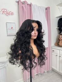 Image 10 of Volume curl (ready to ship) 