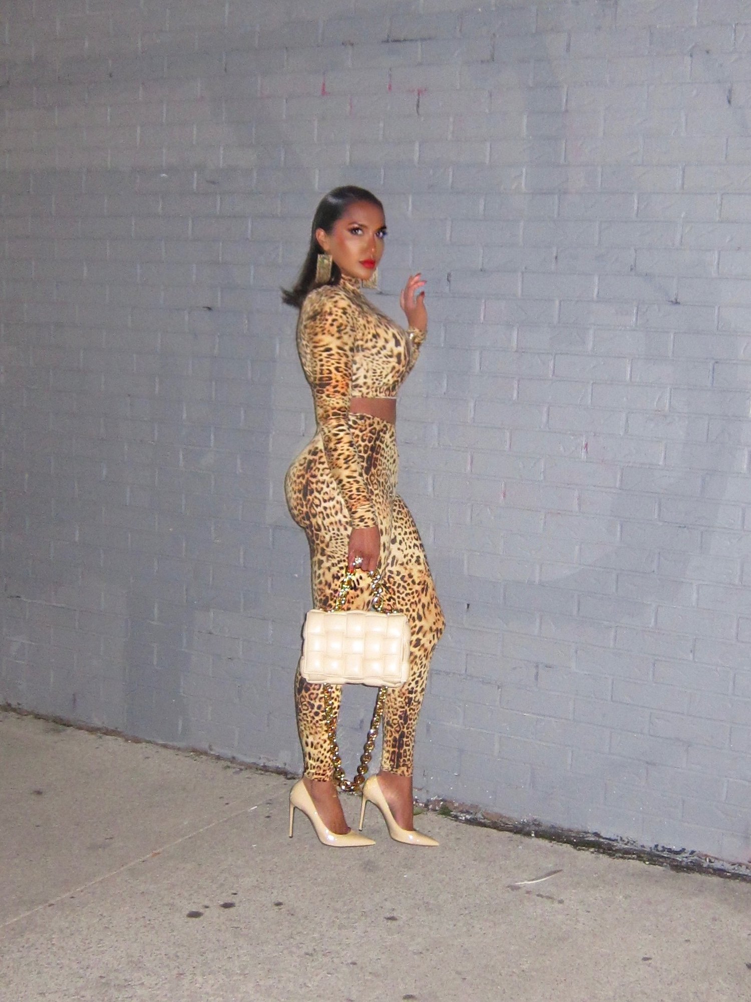 Image of LEOPARD CUSTOM MADE CROP TOP & LEGGING SET (S/M)