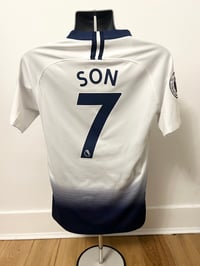 Image 3 of Tottenham Hotspur “SON 7” 2018/19 Home Shirt + patches (S)