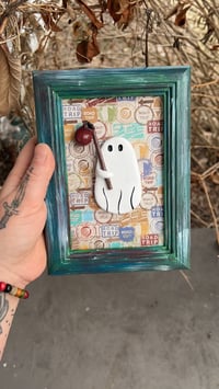 Image 4 of Hitchhiking Ghost Frame