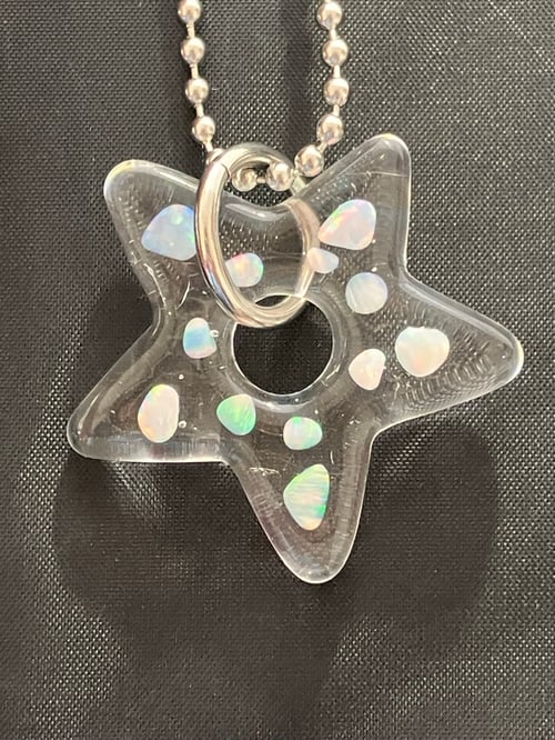 Image of 12 opal star
