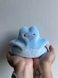 Image 3 of Shiny Ditto