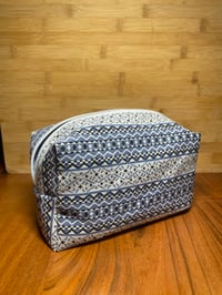 Image 4 of Trousse maille bleue