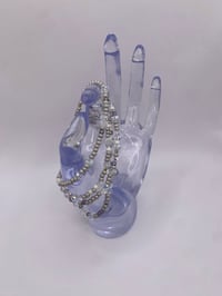 Image 4 of Queen Charlotte Waist Bead