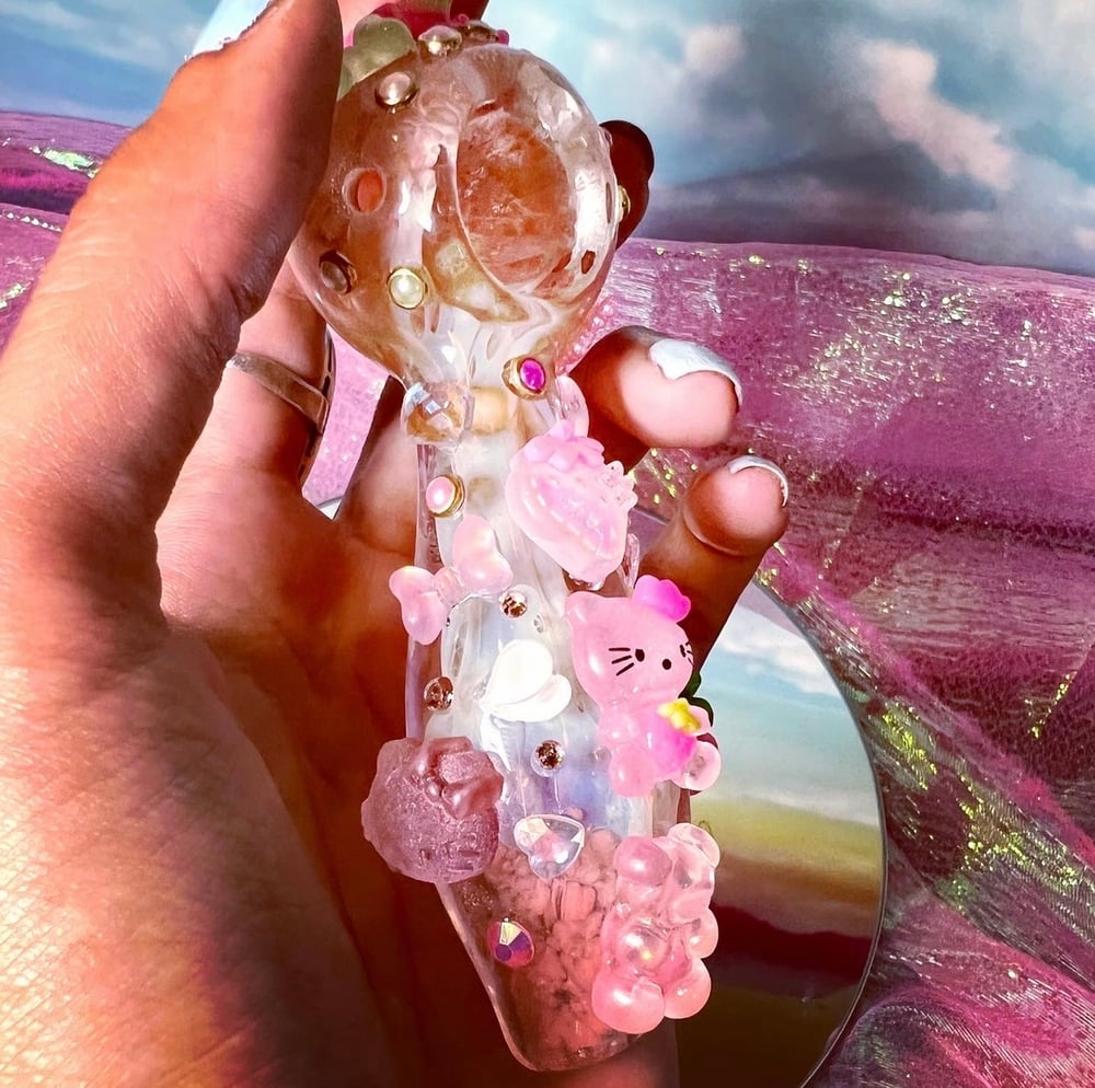 Pastel pink pipe