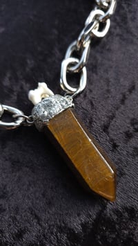 Image 6 of Tigers eye and fox tooth chunky necklace