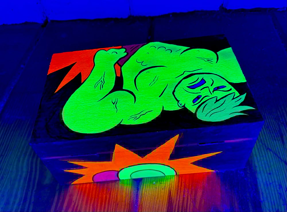 Image of Incredible Yo-Yo Hulk wood box 8x5x4