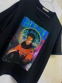 Image 3 of Camiseta DAVID BOWIE. Bordada a man. Talla Única. CORTE SUPER OVERSIZE.