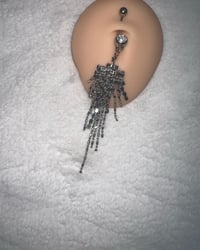 Shakiirraa Belly Piercing