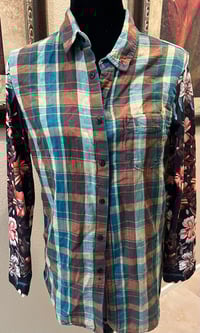 Image 2 of Vintage Funky Brown/Teal/Cream Flannel Shirt Floral Sleeves Cowboy Cat
